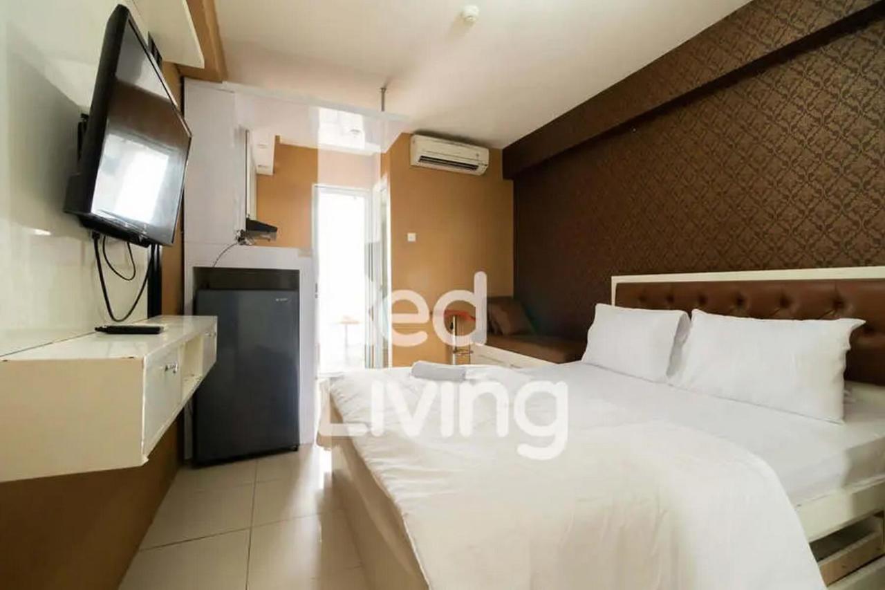 Redliving Apartemen Bassura City - Vina Tan Tower Flamboyan Giacarta Esterno foto