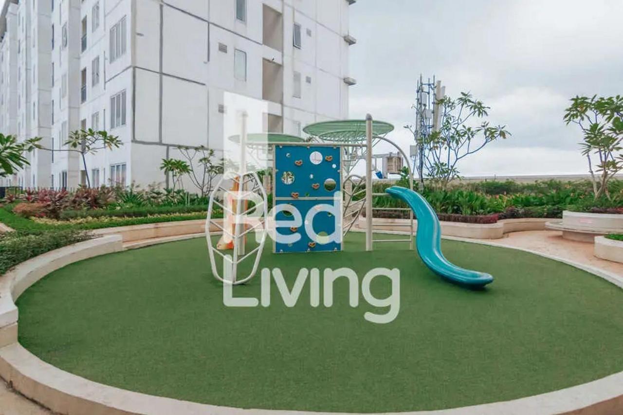 Redliving Apartemen Bassura City - Vina Tan Tower Flamboyan Giacarta Esterno foto