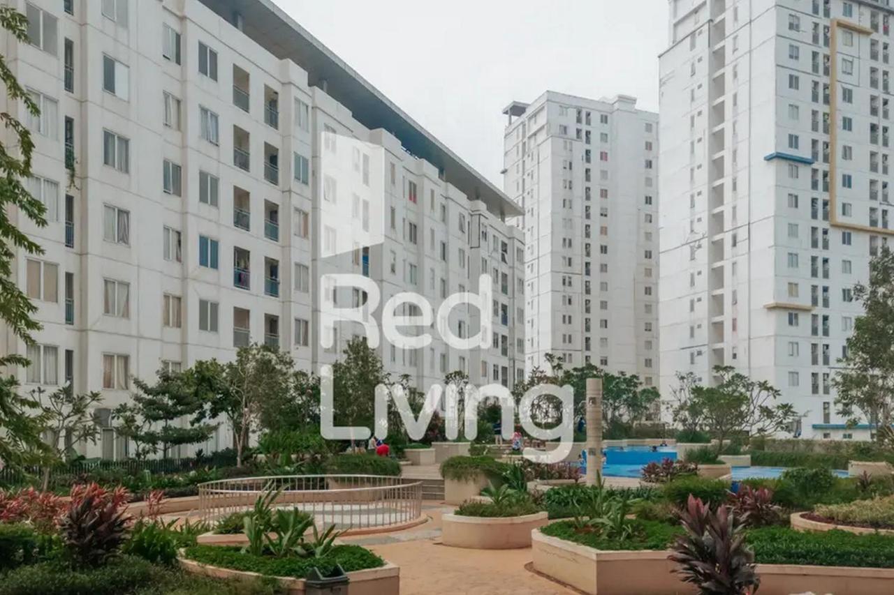Redliving Apartemen Bassura City - Vina Tan Tower Flamboyan Giacarta Esterno foto