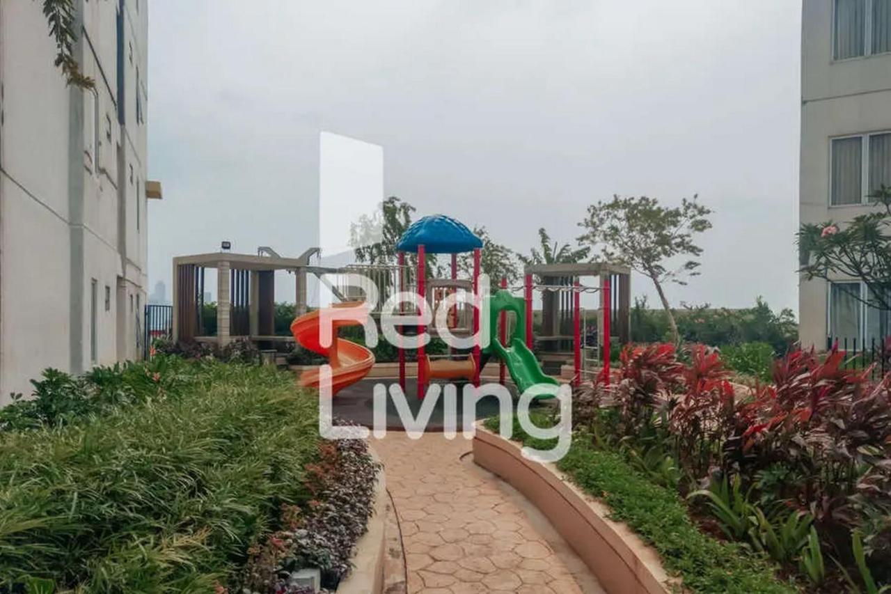 Redliving Apartemen Bassura City - Vina Tan Tower Flamboyan Giacarta Esterno foto